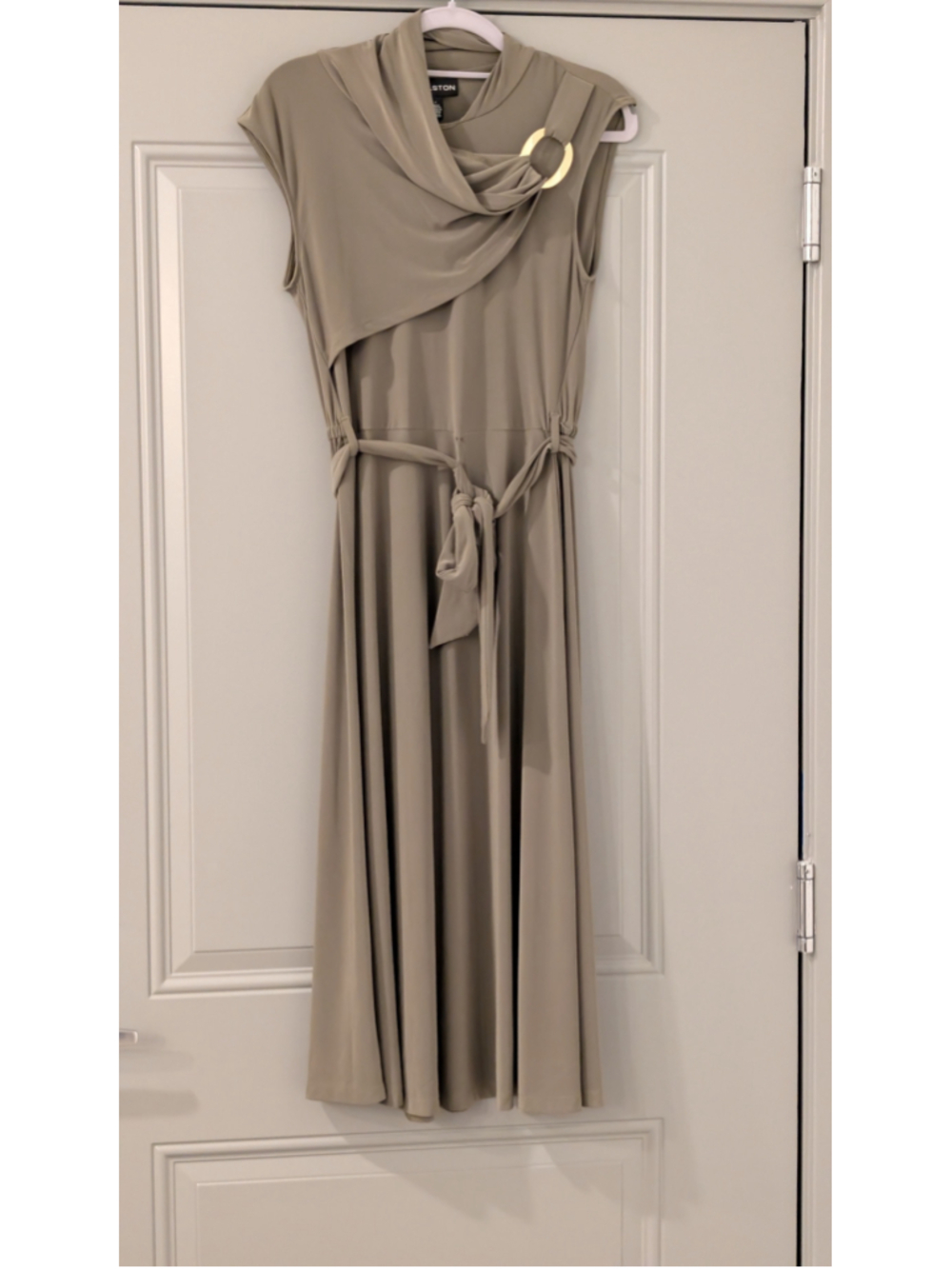 NWT Halston Sage Draped Gold Ring Belted Midi Maxi Dress Size 4 $134 - Picture 3 of 11